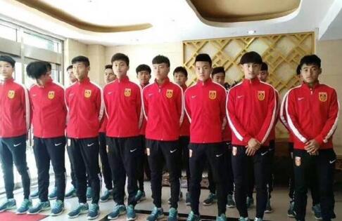 免费看亚洲